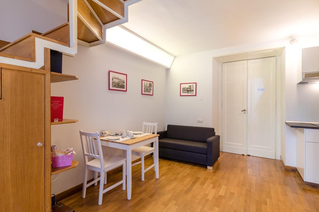 Casalice Mini Apartments Napoli Екстер'єр фото