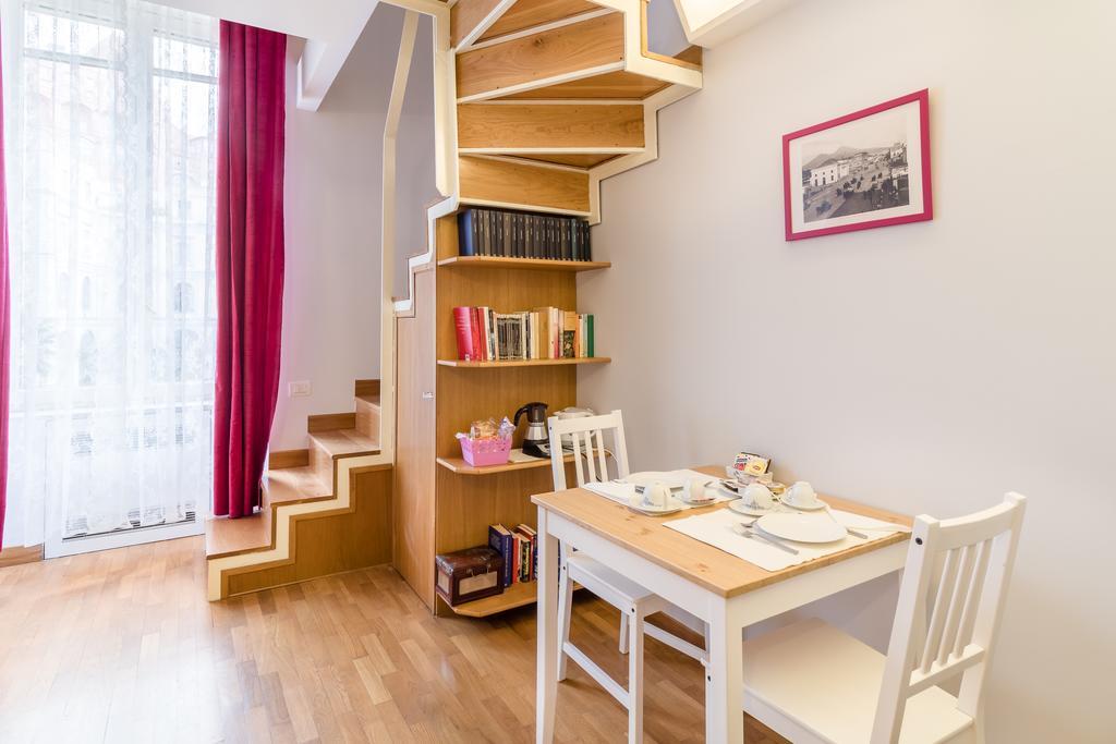 Casalice Mini Apartments Napoli Екстер'єр фото