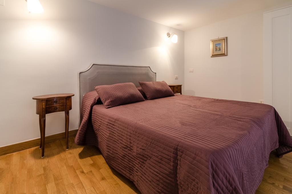 Casalice Mini Apartments Napoli Екстер'єр фото